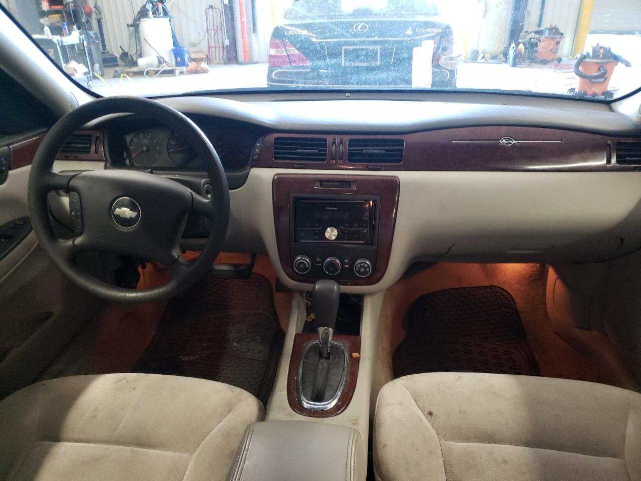 Photo 9 from auction – 2008 CHEVROLET IMPALA LS with VIN 2G1WB58K389224882