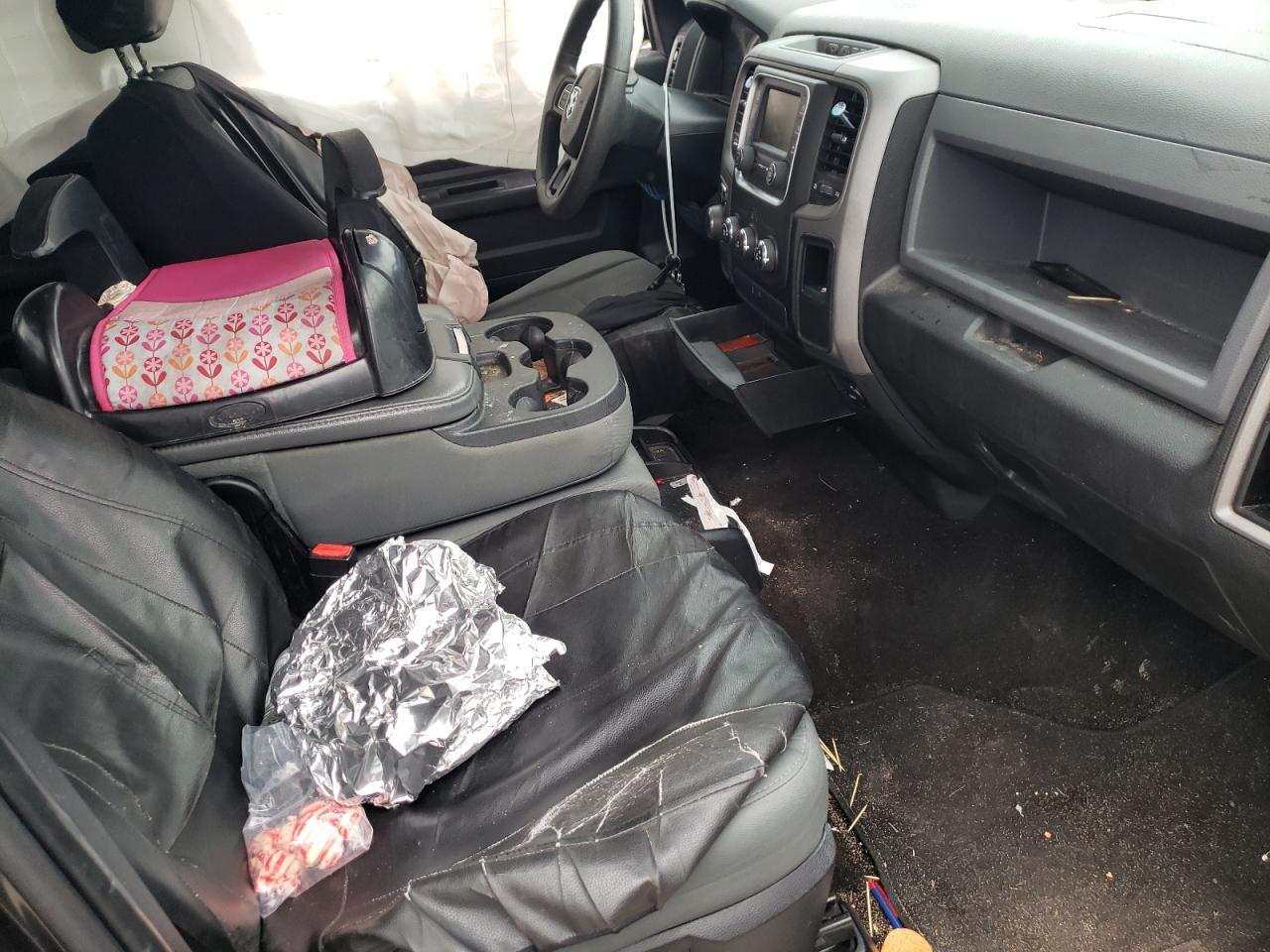 Photo 5 from auction – 2015 RAM 1500 ST with VIN 1C6RR6KG2FS517282
