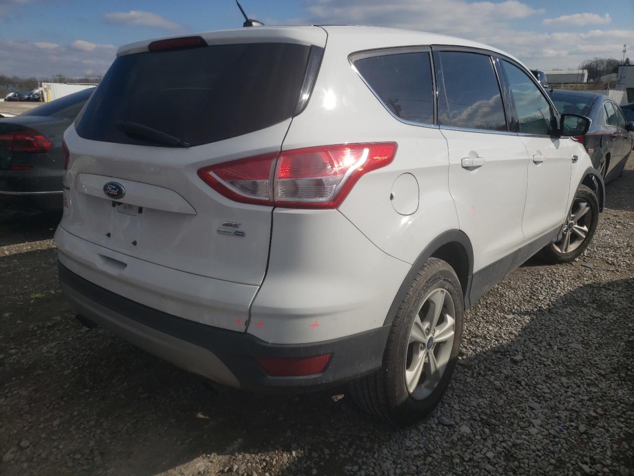 Photo 4 from auction – 2015 FORD ESCAPE SE with VIN 1FMCU9GX8FUC28723