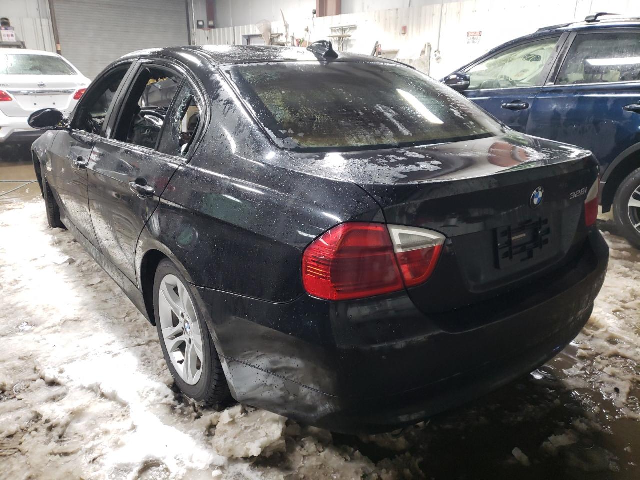 Photo 3 from auction – 2008 BMW 328 I with VIN WBAVA33548KX86961