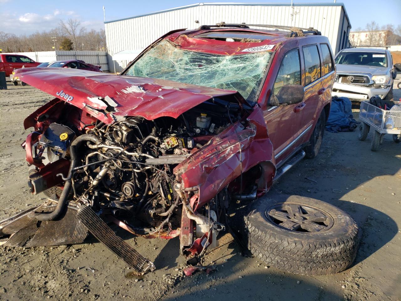 Photo 2 from auction – 2006 JEEP GRAND CHER with VIN 1J4HR58286C306831