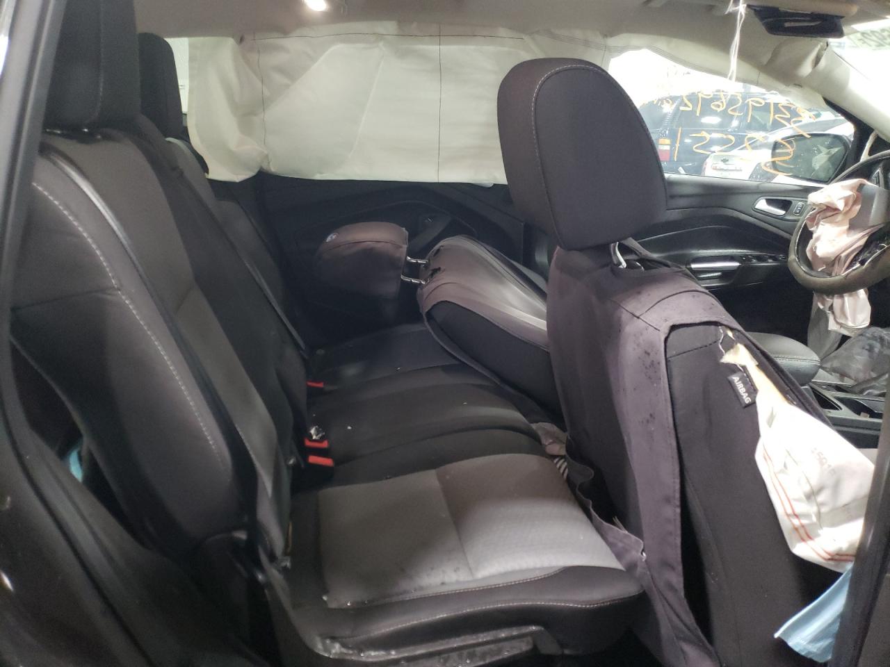 Photo 6 from auction – 2017 FORD ESCAPE SE with VIN 1FMCU0GD0HUC20409