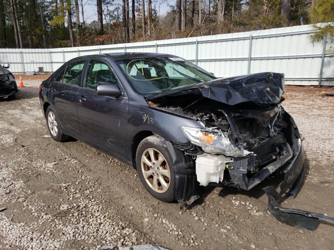TOYOTA CAMRY 2011 with VIN 4T1BF3EK0BU668374 - Photo from auction