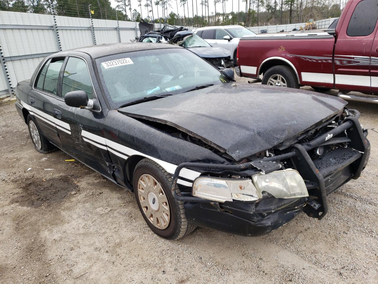 FORD CROWN VICT 2005 with VIN 2FAFP71W15X156175 - Photo from auction