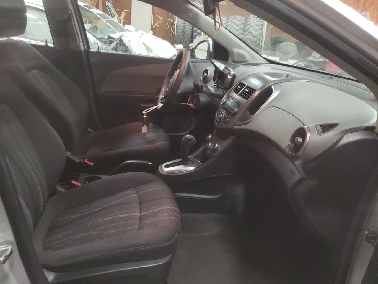 Photo 5 from auction – 2012 CHEVROLET SONIC LT with VIN 1G1JC6SH8C4137159