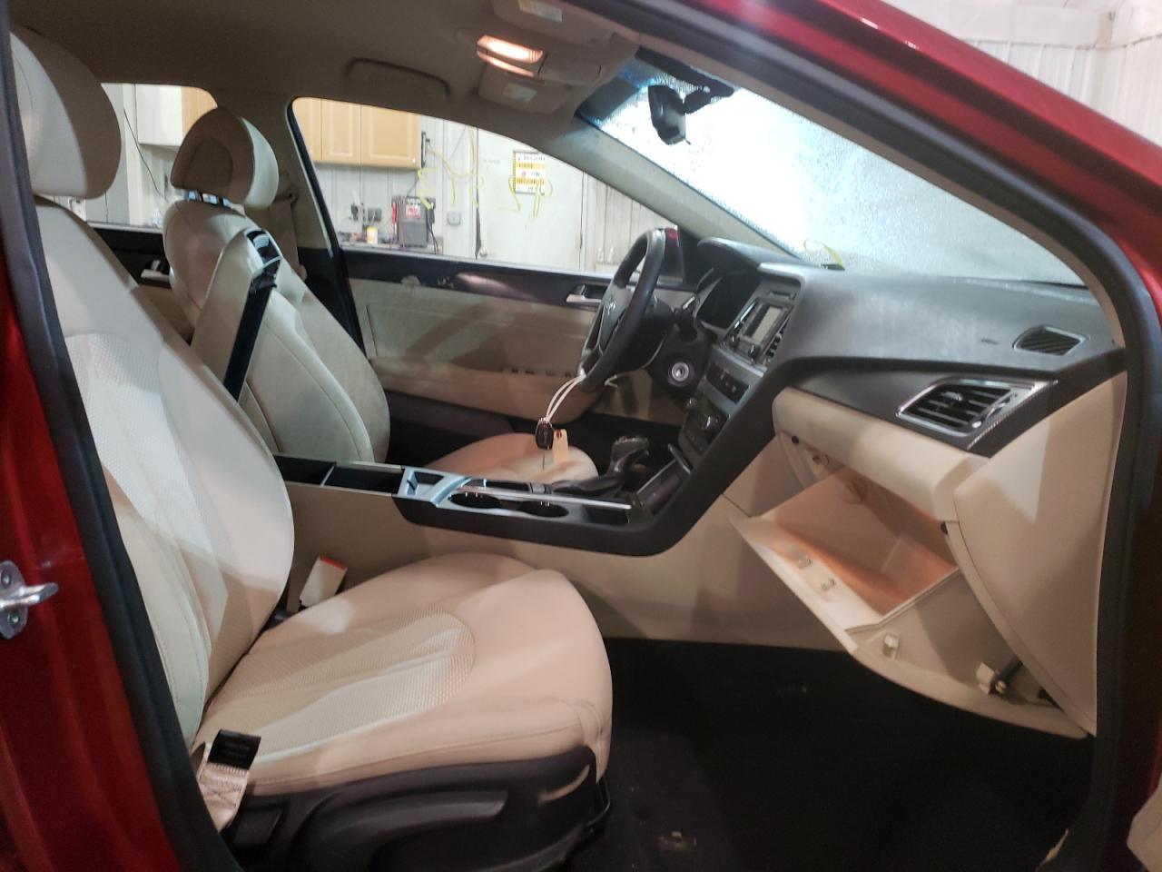 Photo 5 from auction – 2015 HYUNDAI SONATA SPO with VIN 5NPE34AF8FH097175
