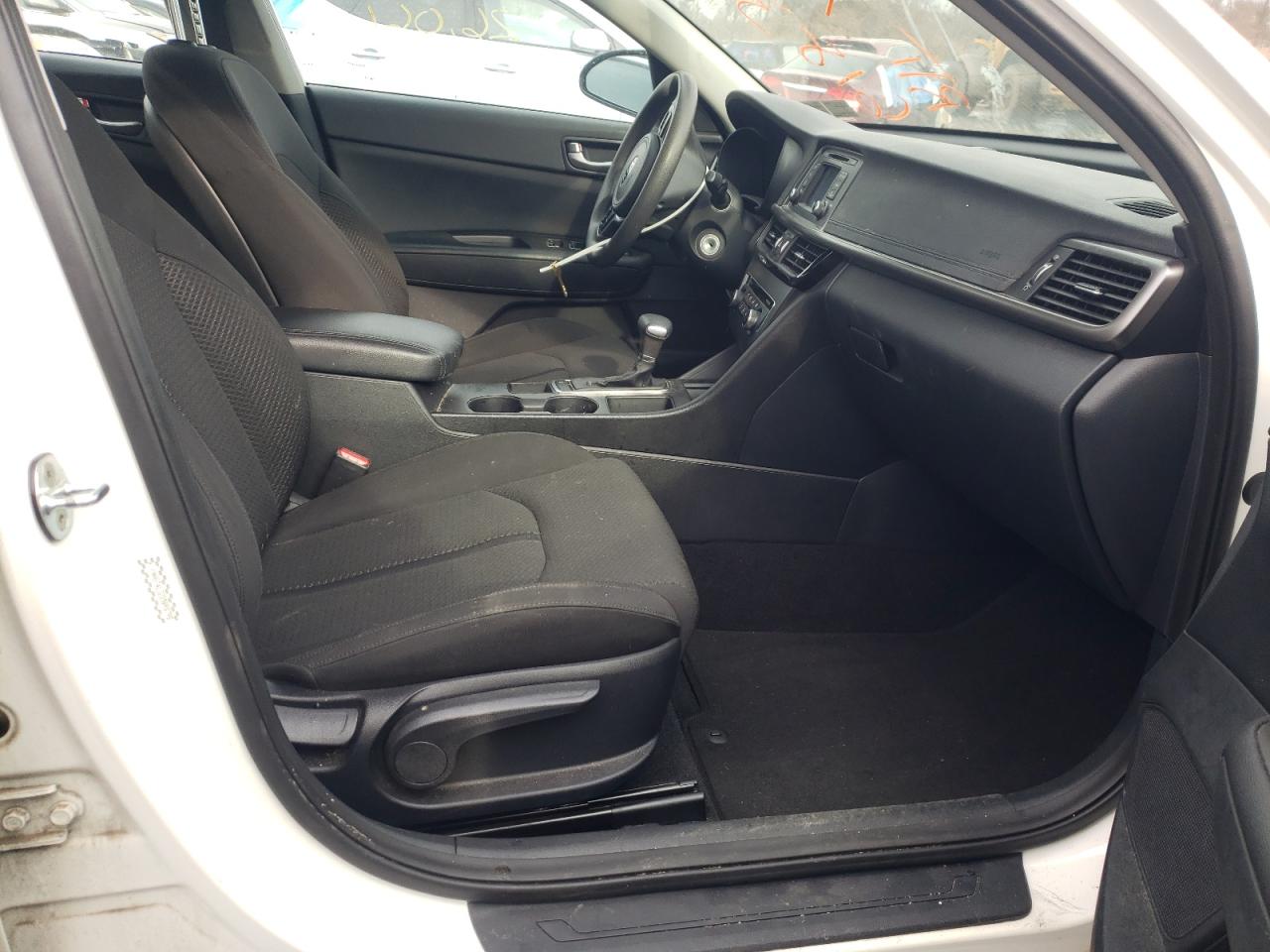 Photo 5 from auction – 2016 KIA OPTIMA LX with VIN KNAGT4L32G5098798