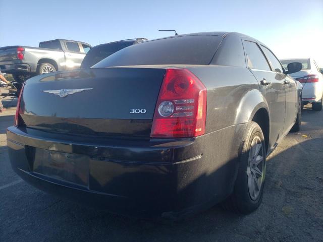 Photo 4 from auction – 2008 CHRYSLER 300 LX with VIN 2C3KA43R88H129817