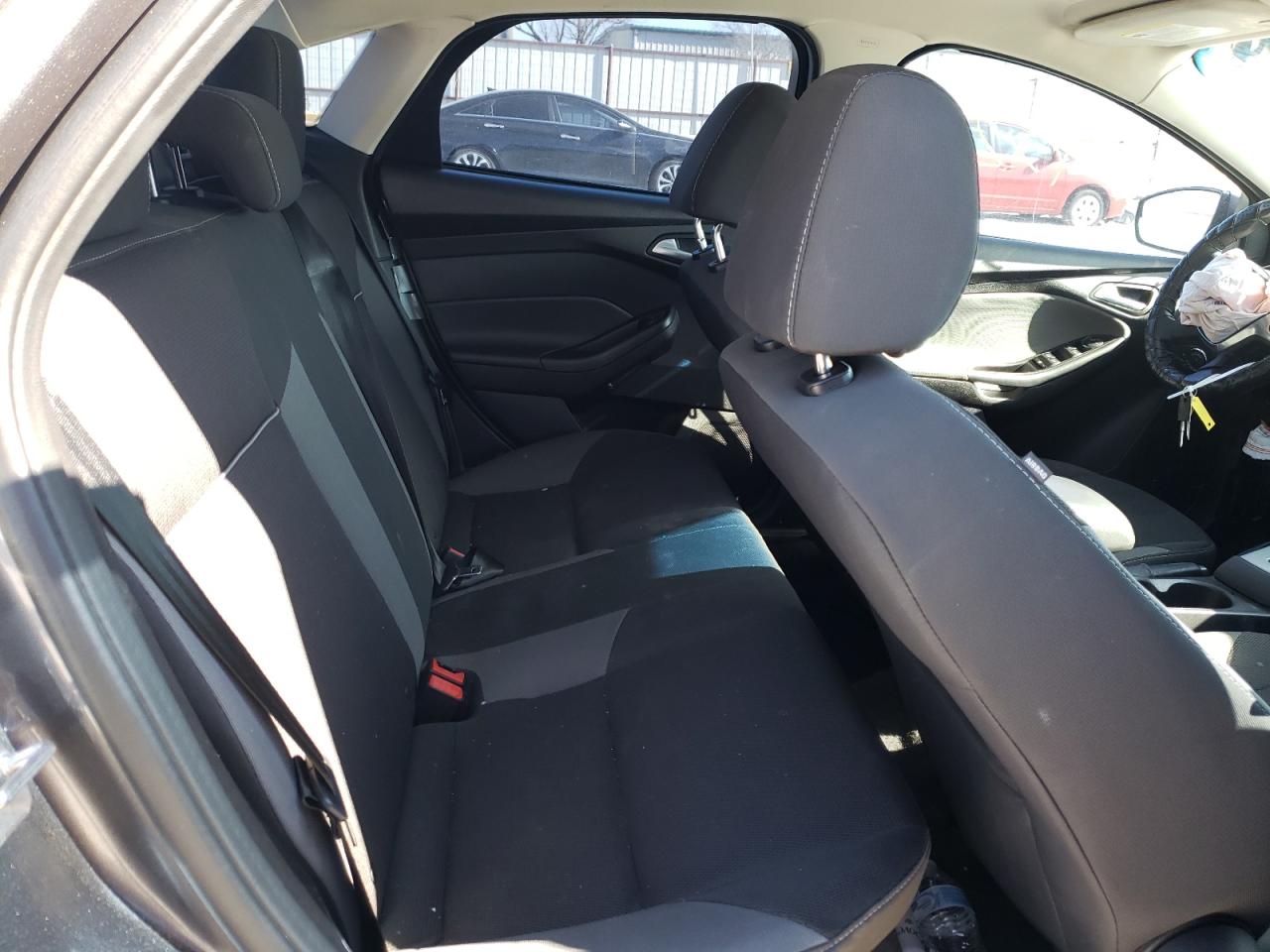 Photo 6 from auction – 2014 FORD FOCUS SE with VIN 1FADP3F26EL348677