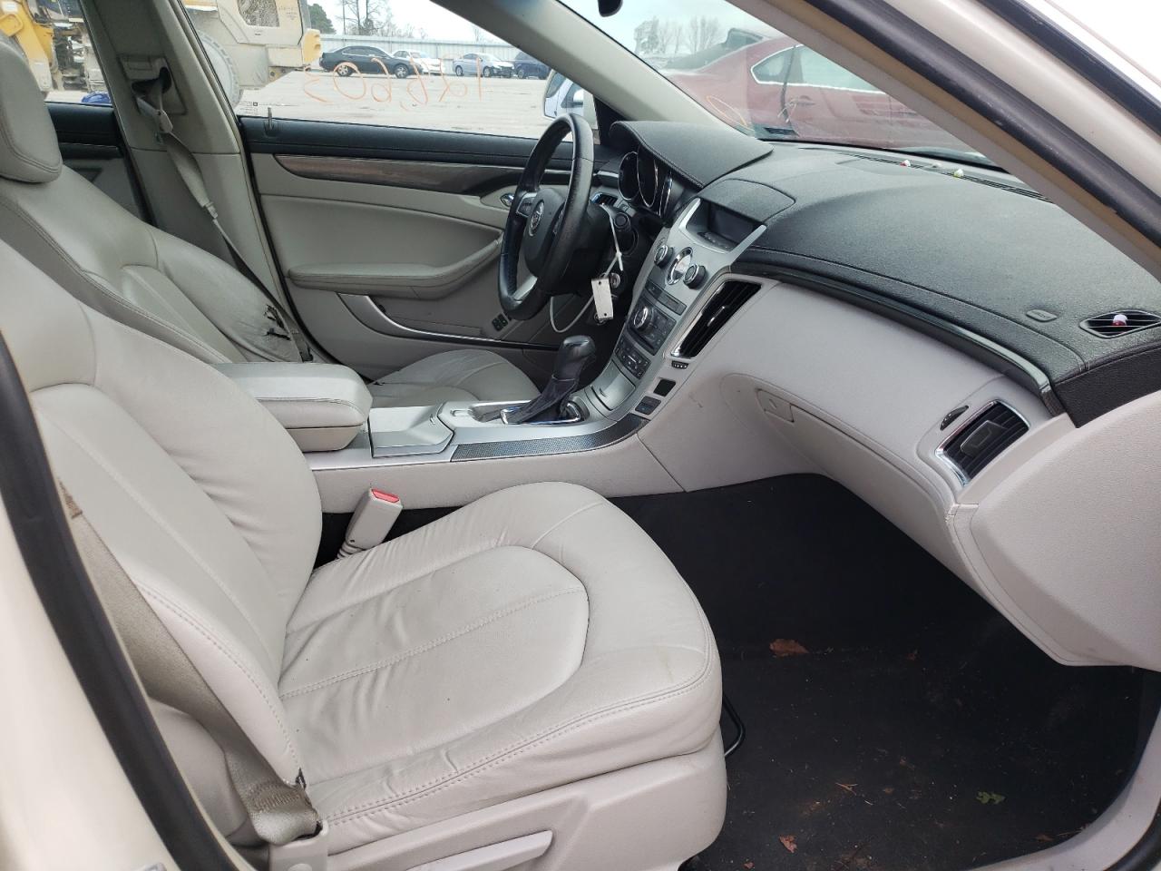 Photo 5 from auction – 2011 CADILLAC CTS with VIN 1G6DA5EY9B0158823
