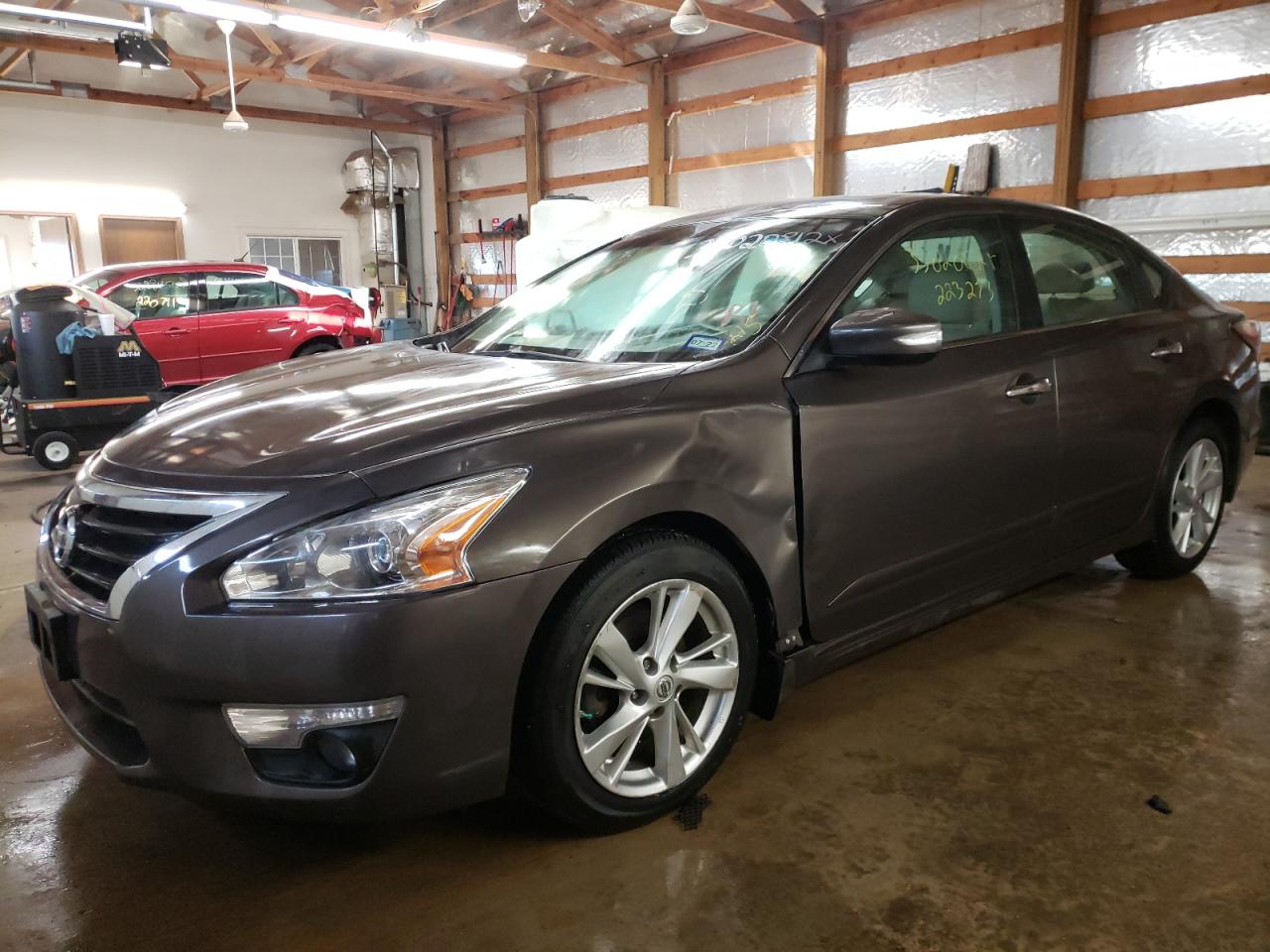 Photo 2 from auction – 2014 NISSAN ALTIMA 2.5 with VIN 1N4AL3AP4EC121215