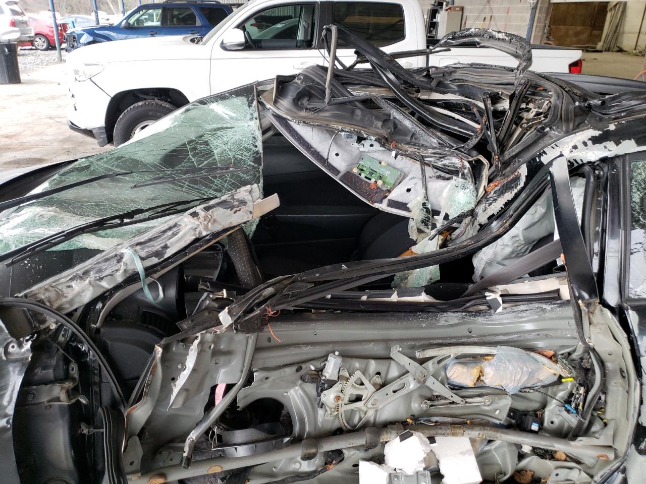 Photo 5 from auction – 2008 TOYOTA SCION TC with VIN JTKDE167180242944