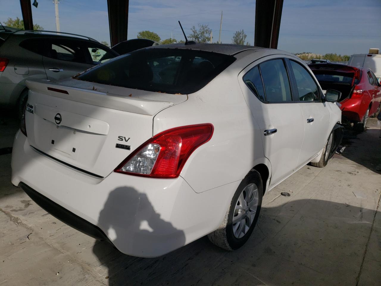 Photo 4 from auction – 2017 NISSAN VERSA S with VIN 3N1CN7APXHL906158