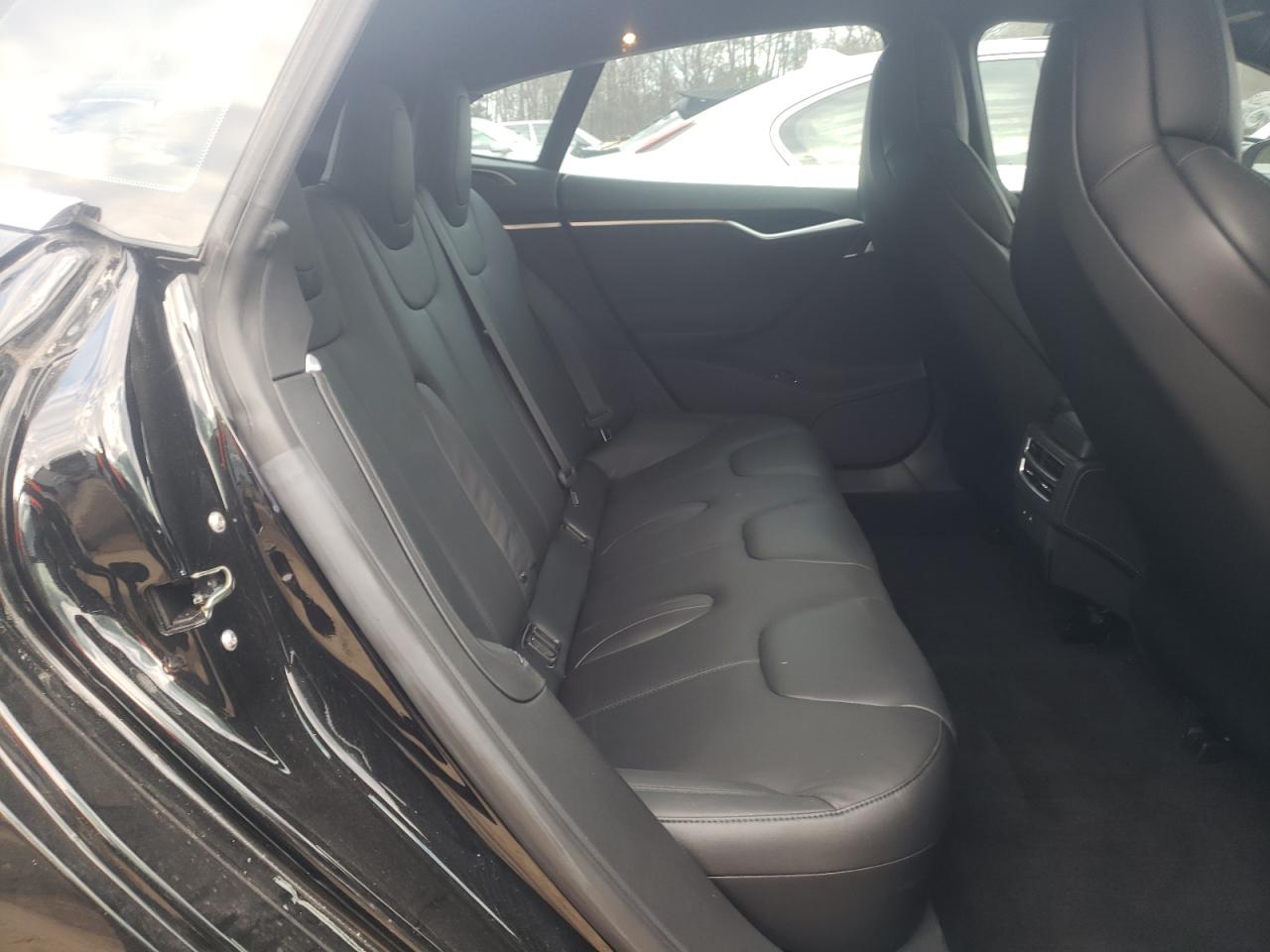 Photo 6 from auction – 2017 TESLA MODEL S with VIN 5YJSA1E21HF199384