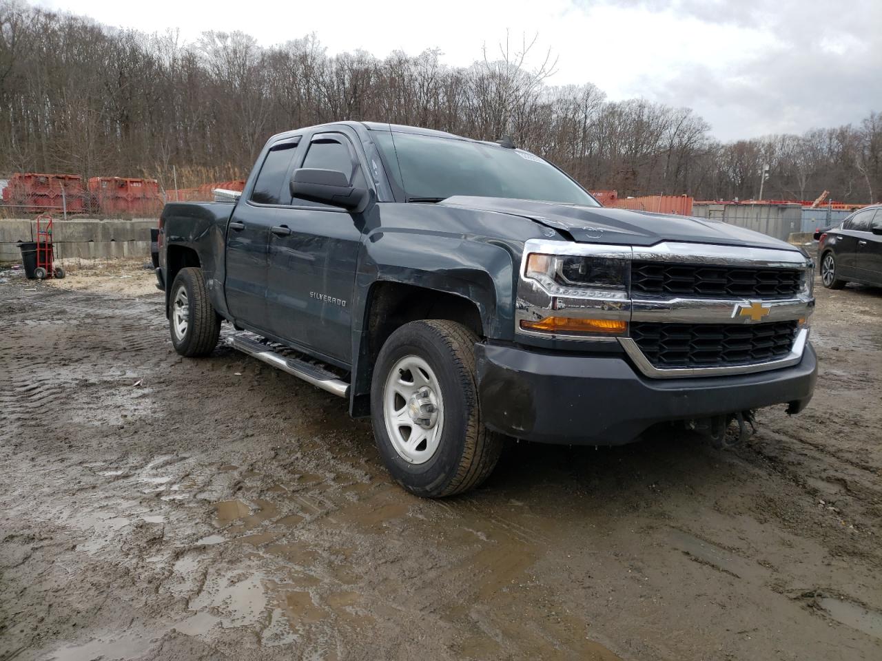 CHEVROLET SILVERADO 2018 with VIN 1GCRCNEH0JZ268778 - Photo from auction
