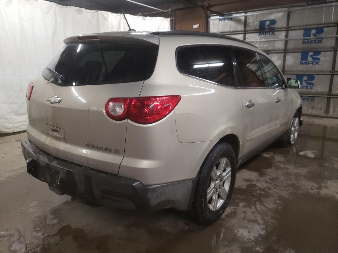 Photo 4 from auction – 2010 CHEVROLET TRAVERSE L with VIN 1GNLVFED4AS122077