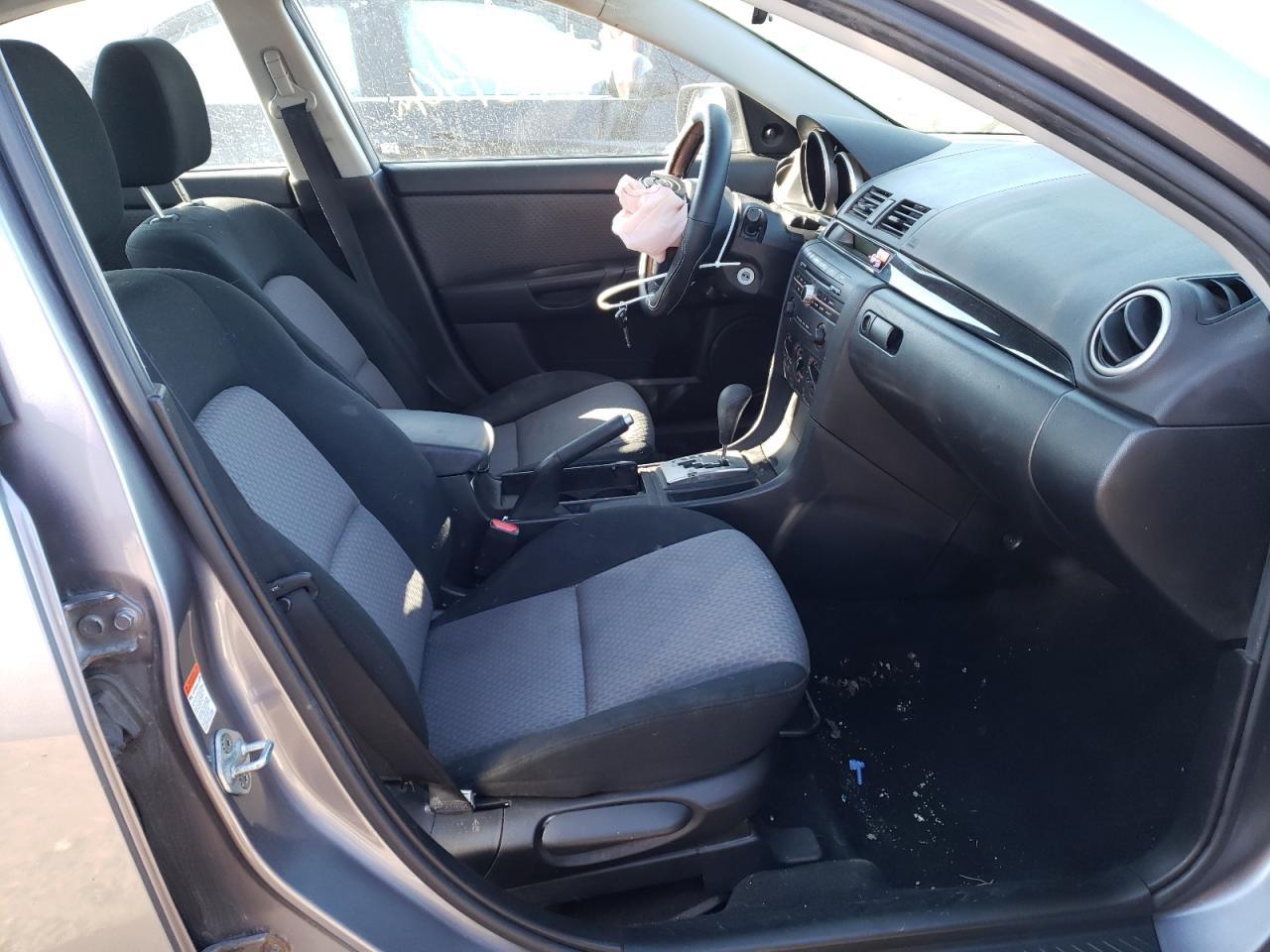 Foto 5 de la subasta – 2006 MAZDA 3 I con VIN JM1BK32F361446684