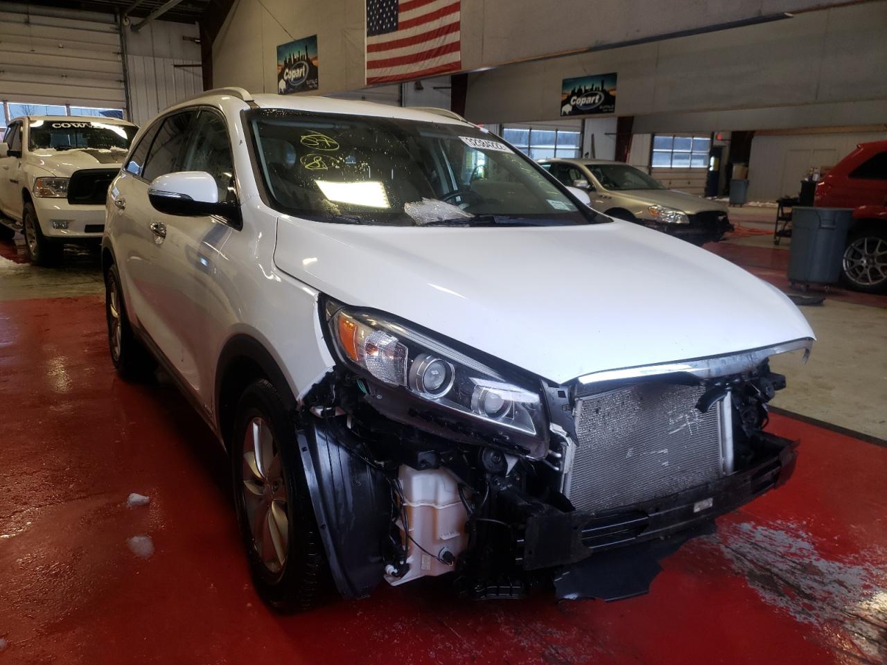 Photo 1 from auction – 2016 KIA SORENTO LX with VIN 5XYPGDA30GG053280