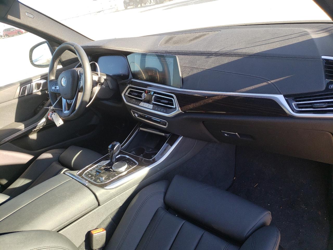 Photo 9 from auction – 2021 BMW X5 XDRIVE4 with VIN 5UXCR6C02M9F49042