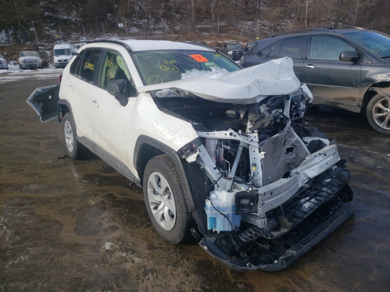 TOYOTA RAV4 LE 2021 with VIN JTMF1RFV9MD069640 - Photo from auction