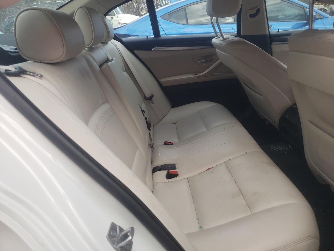 Photo 6 from auction – 2016 BMW 535 XI with VIN WBA5B3C59GG258198
