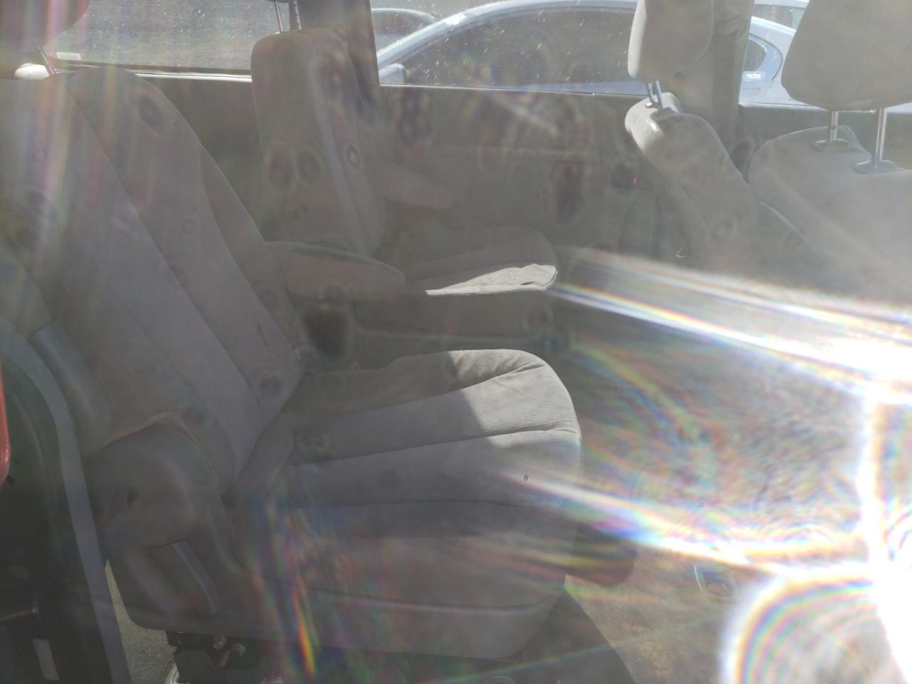 Photo 6 from auction – 2012 KIA SEDONA LX with VIN KNDMG4C75C6476176