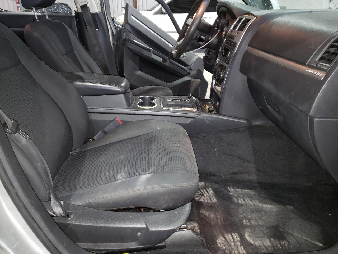 Photo 5 from auction – 2010 DODGE CHARGER SX with VIN 2B3CA3CV5AH233986