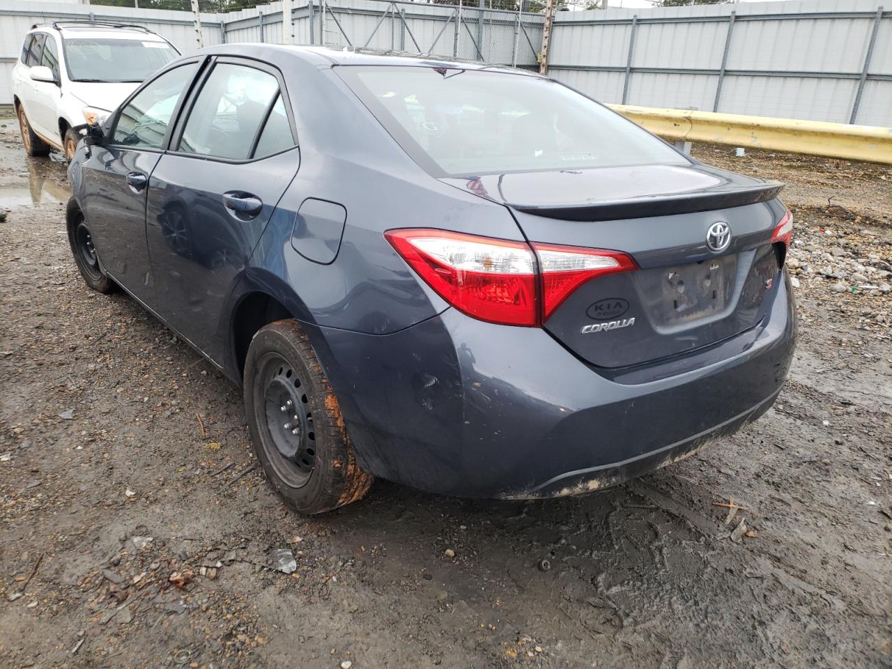 Photo 3 from auction – 2016 TOYOTA COROLLA L with VIN 5YFBURHEXGP455343