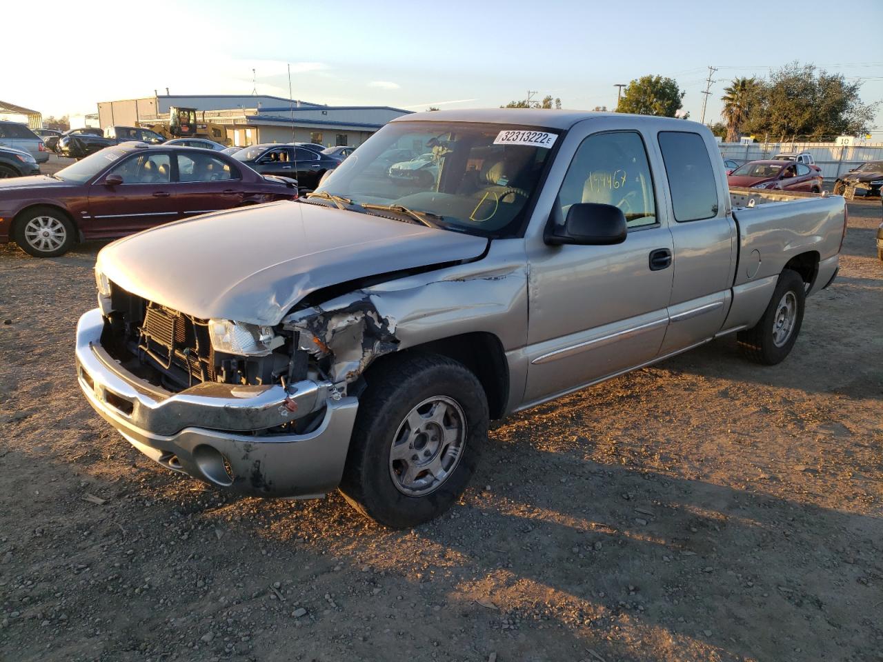 Photo 2 from auction – 2003 GMC NEW SIERRA with VIN 2GTEC19V331296545