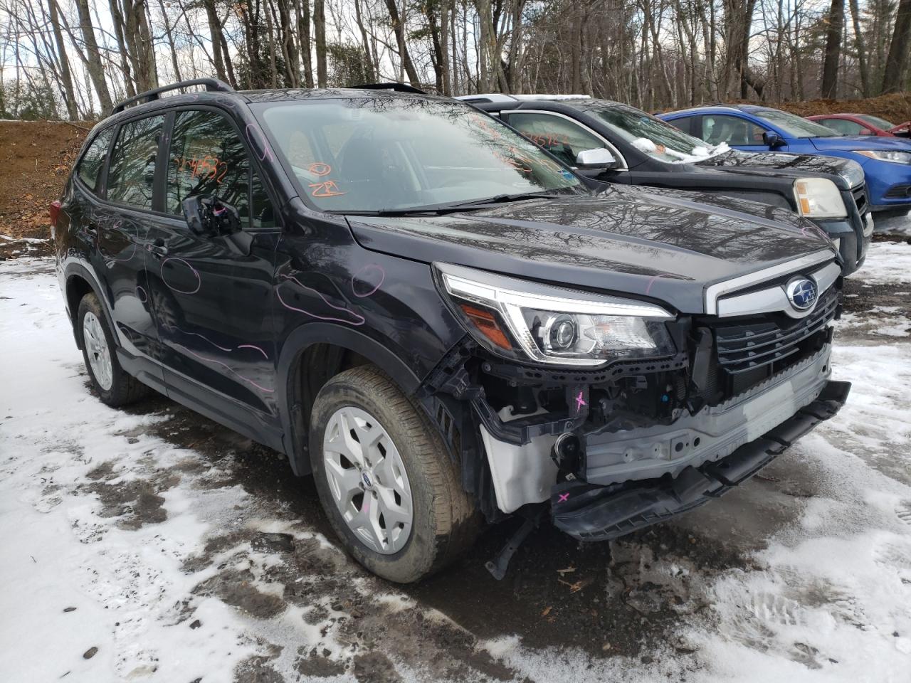 SUBARU FORESTER 2019 with VIN JF2SKACC3KH430626 - Photo from auction