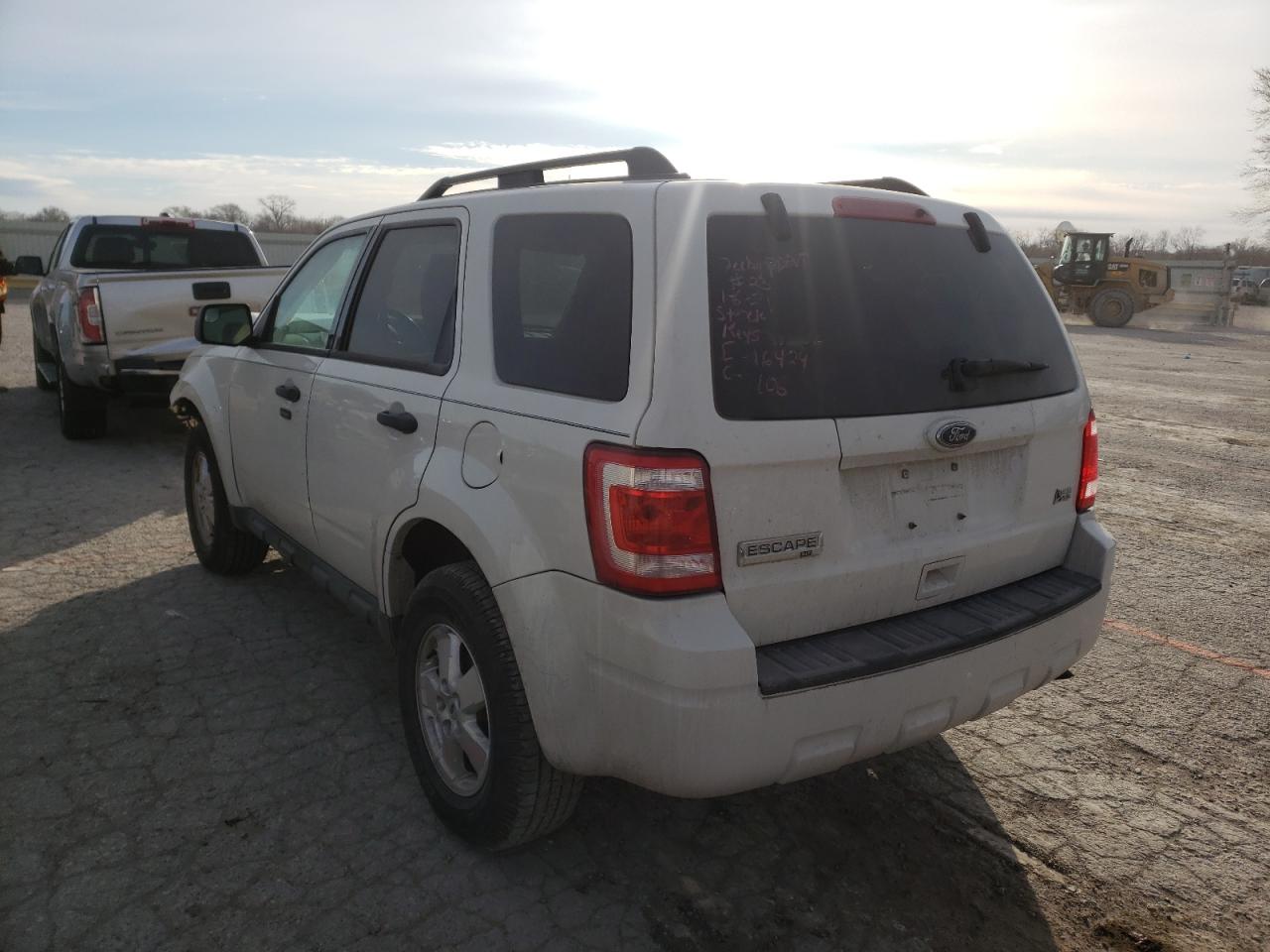 صورة رقم 3 من المزاد - 2011 FORD ESCAPE XLT مع VIN 1FMCU0DG7BKA33895