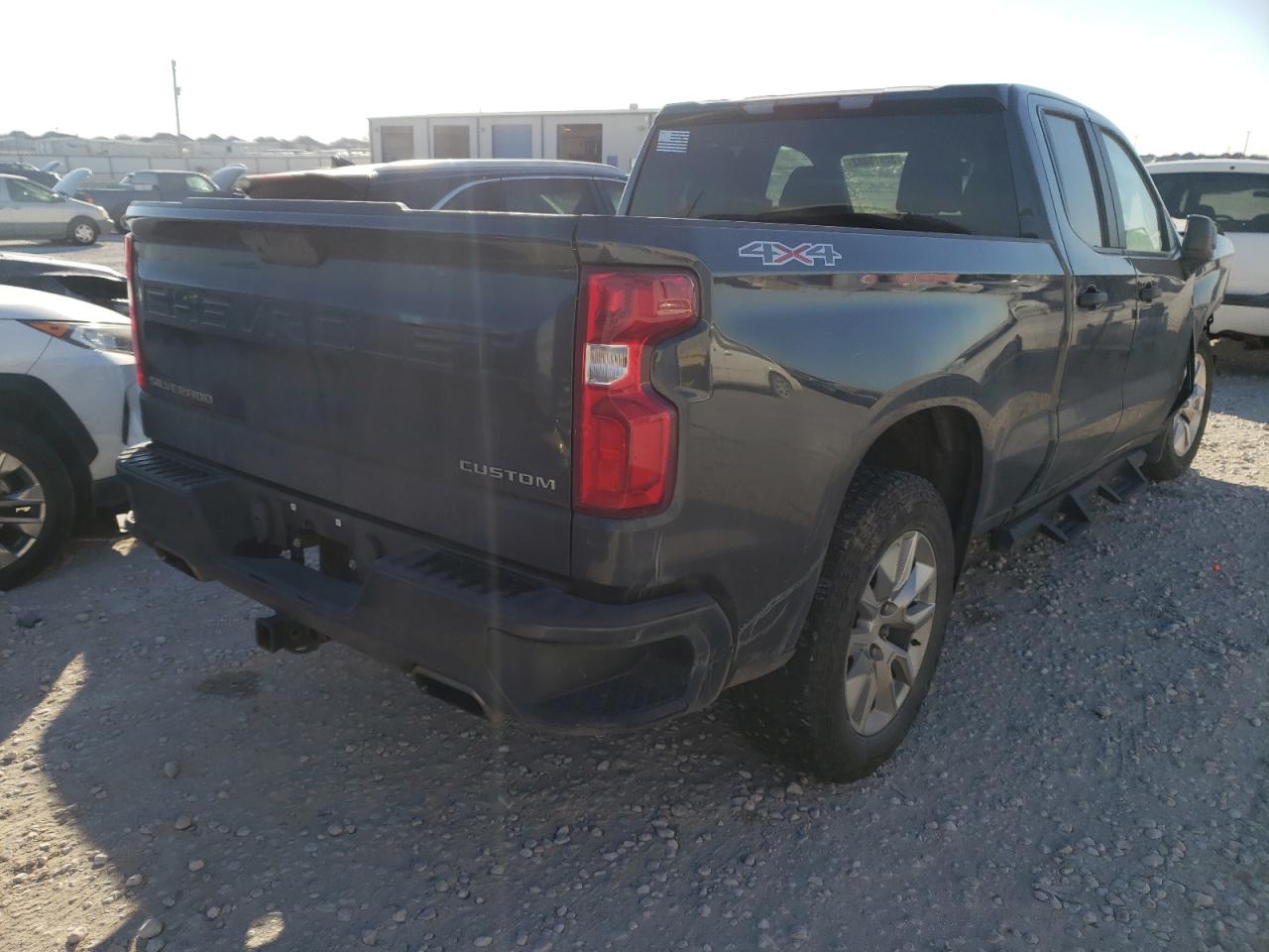 Photo 4 from auction – 2020 CHEVROLET SILVERADO with VIN 1GCRYBEF3LZ232522