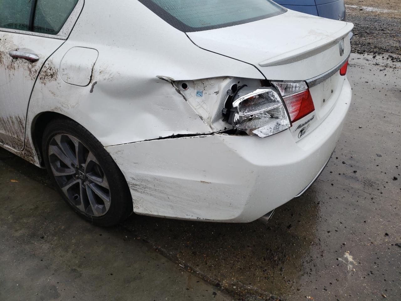 Photo 9 from auction – 2014 HONDA ACCORD SPO with VIN 1HGCR2F56EA239928