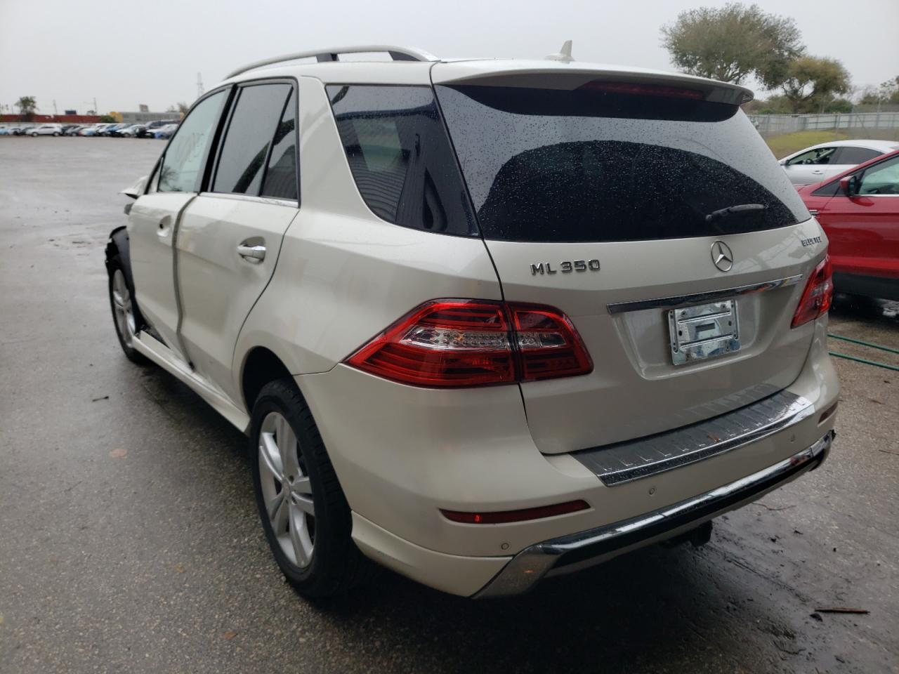 Photo 3 from auction – 2014 MERCEDES-BENZ ML 350 BLU with VIN 4JGDA2EB5EA335367