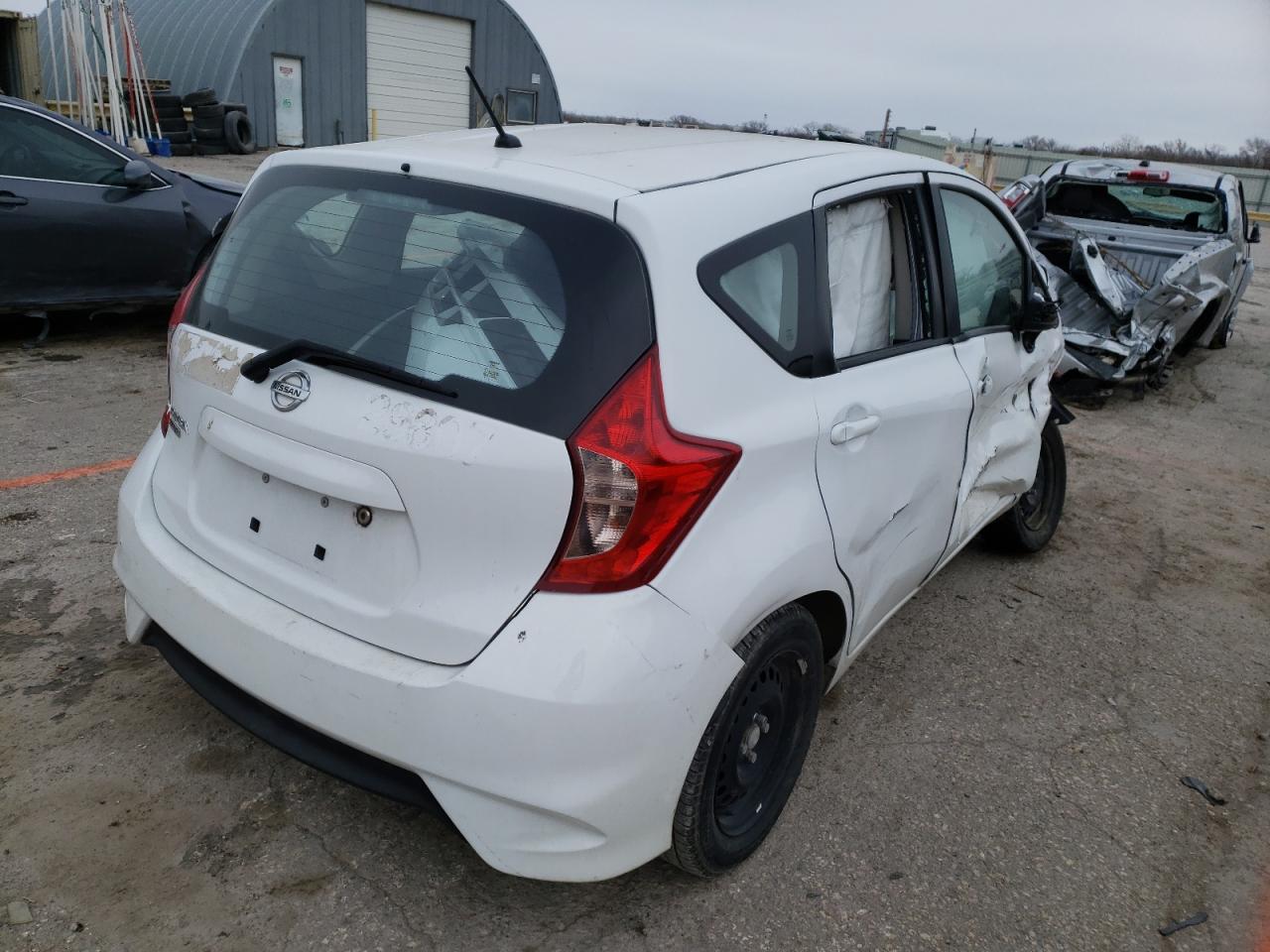 Photo 4 from auction – 2019 NISSAN VERSA NOTE with VIN 3N1CE2CP4KL355751