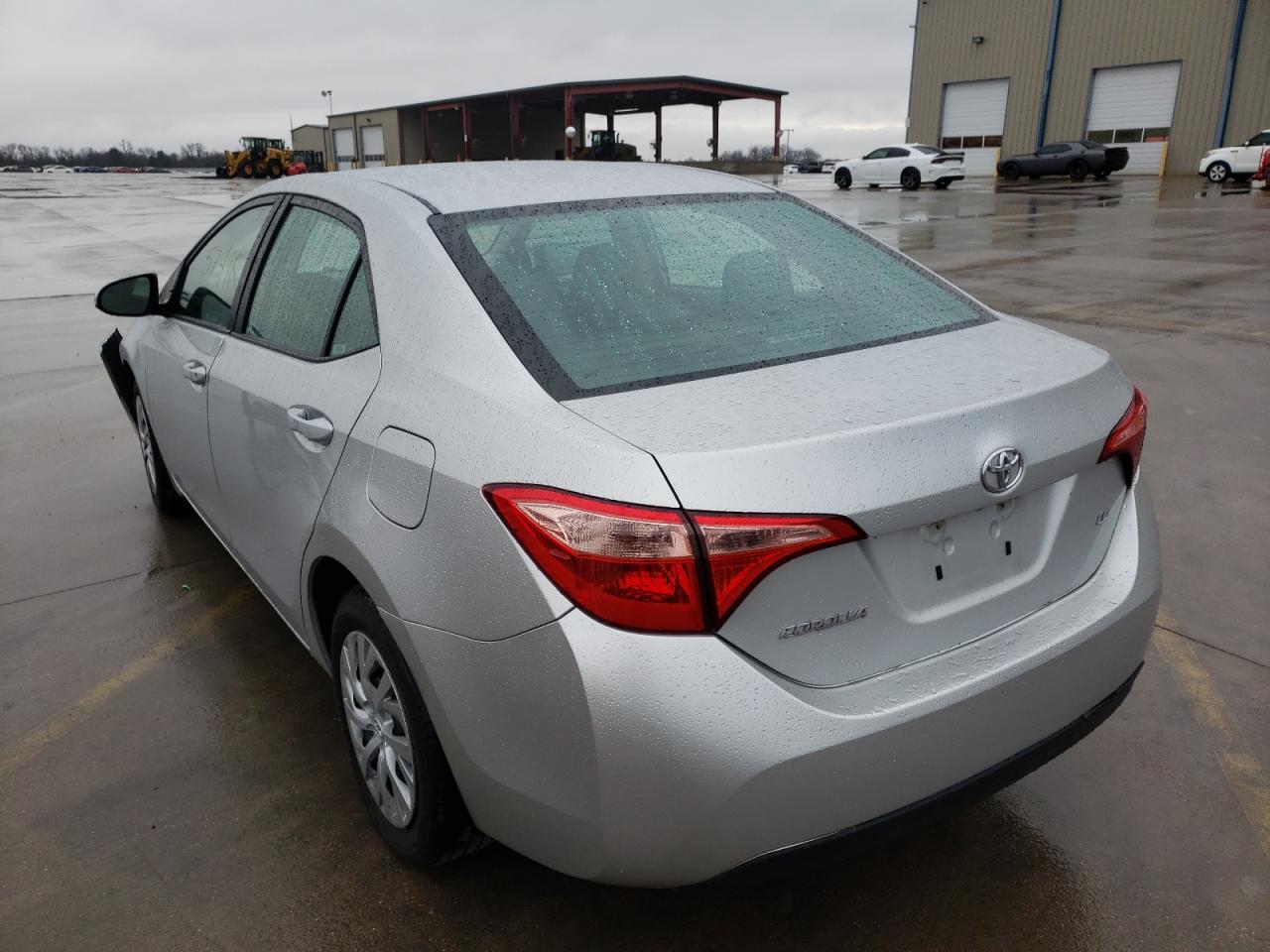 Photo 3 from auction – 2019 TOYOTA COROLLA with VIN 5YFBURHE4KP921275