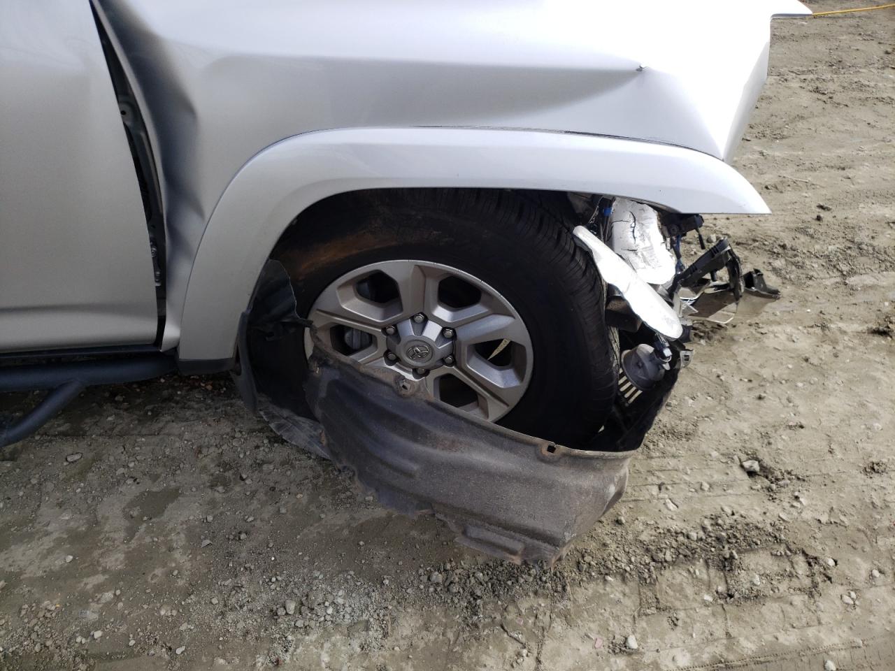 Photo 9 from auction – 2016 TOYOTA 4RUNNER SR with VIN JTEZU5JR5G5138972