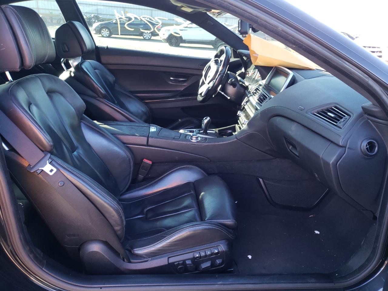Photo 5 from auction – 2013 BMW M6 with VIN WBSLX9C56DC968587