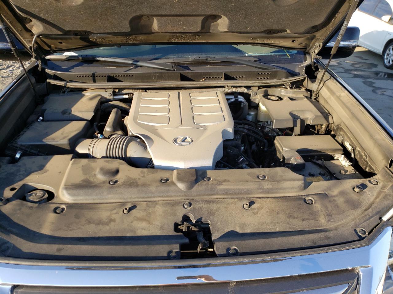 Photo 7 from auction – 2019 LEXUS GX 460 with VIN JTJBM7FX0K5235513