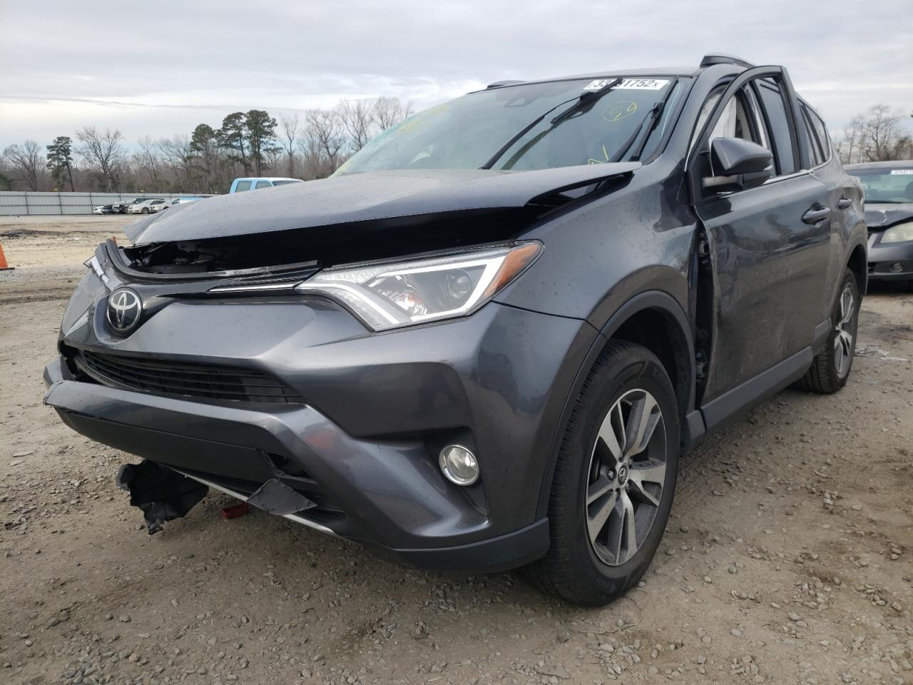 Photo 2 from auction – 2018 TOYOTA RAV4 ADVEN with VIN JTMWFREV0JD124538