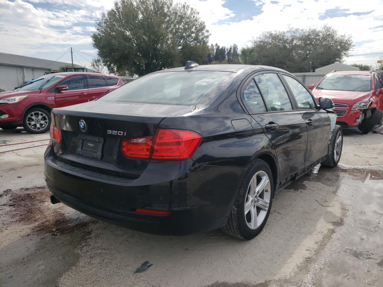 Photo 4 from auction – 2015 BMW 320 I with VIN WBA3B1C54FK136095