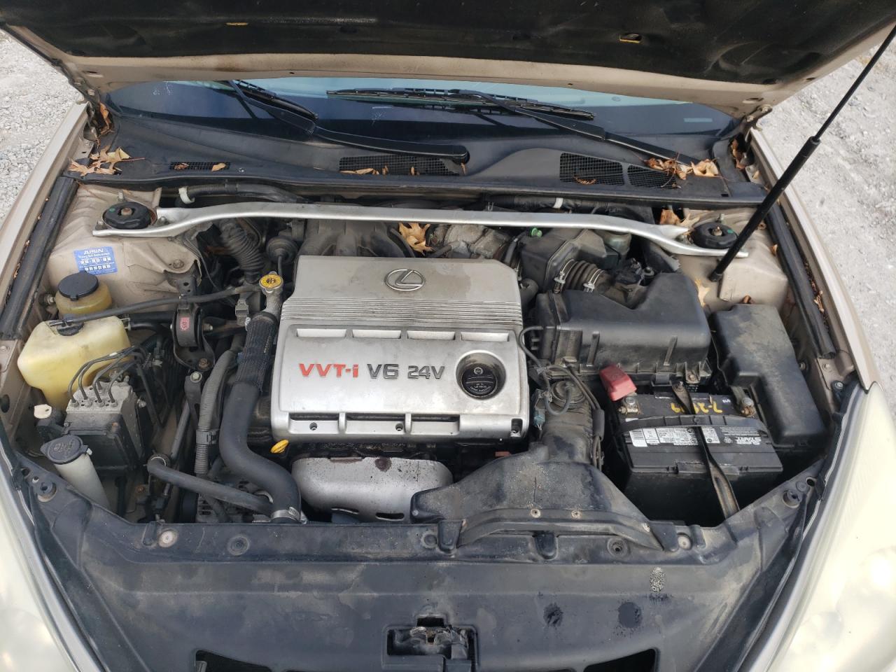 Photo 7 from auction – 2003 LEXUS ES 300 with VIN JTHBF30GX30132384