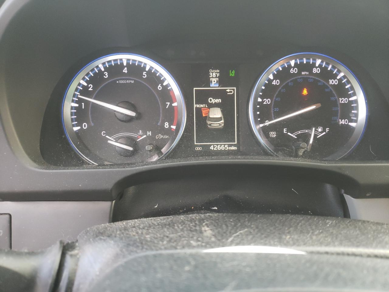 Photo 8 from auction – 2016 TOYOTA HIGHLANDER with VIN 5TDDKRFH2GS258573