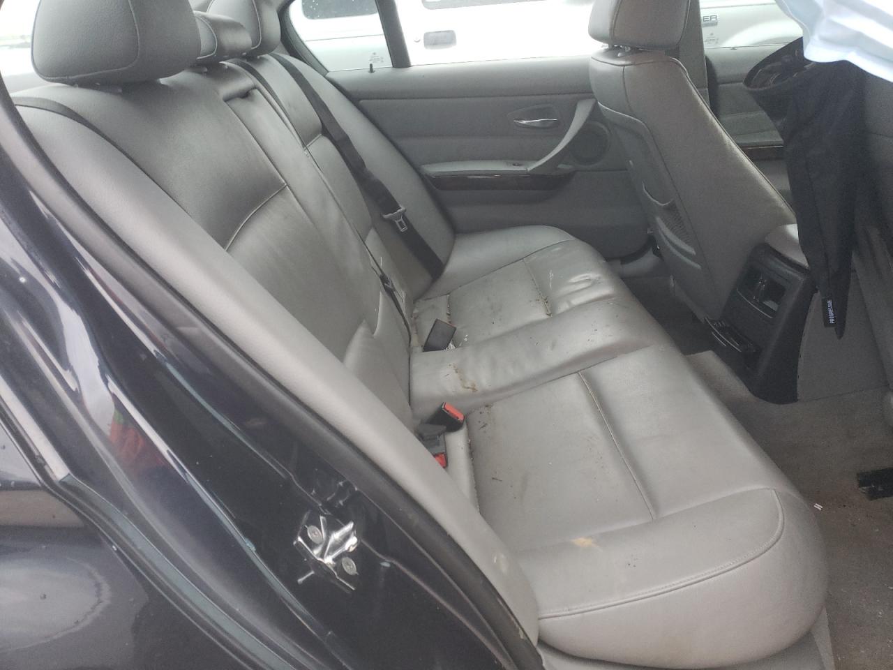 Photo 6 from auction – 2007 BMW 335 I with VIN WBAVB735X7PA89142
