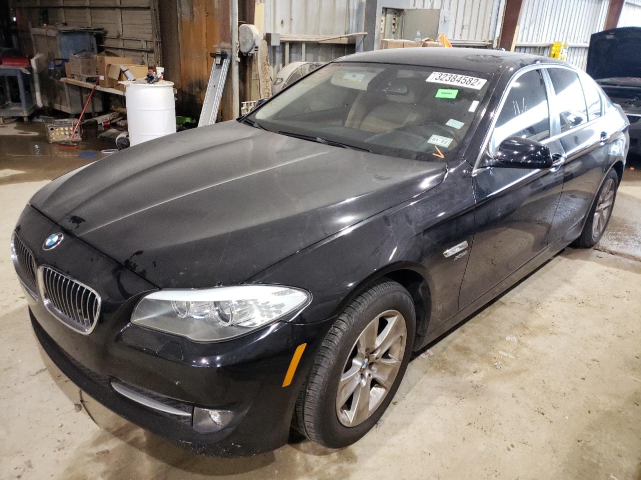 Photo 2 from auction – 2012 BMW 528 XI with VIN WBAXH5C50CDW05822