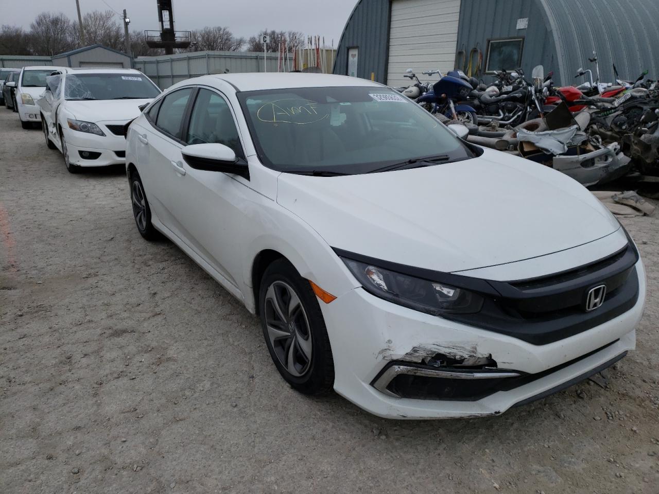 Photo 1 from auction – 2019 HONDA CIVIC LX with VIN 19XFC2F67KE005571