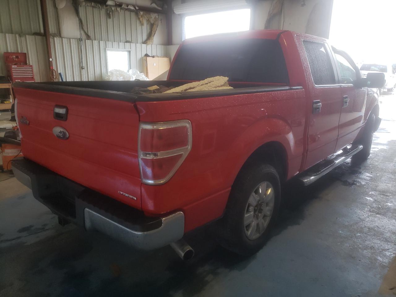 Photo 4 from auction – 2011 FORD F150 SUPER with VIN 1FTFW1CF6BFC75323