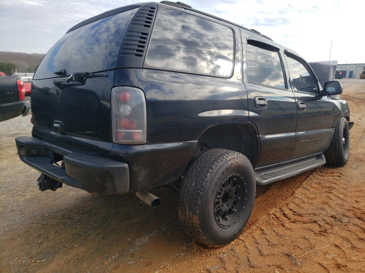Photo 4 from auction – 2005 GMC YUKON with VIN 1GKEC13TX5R109341
