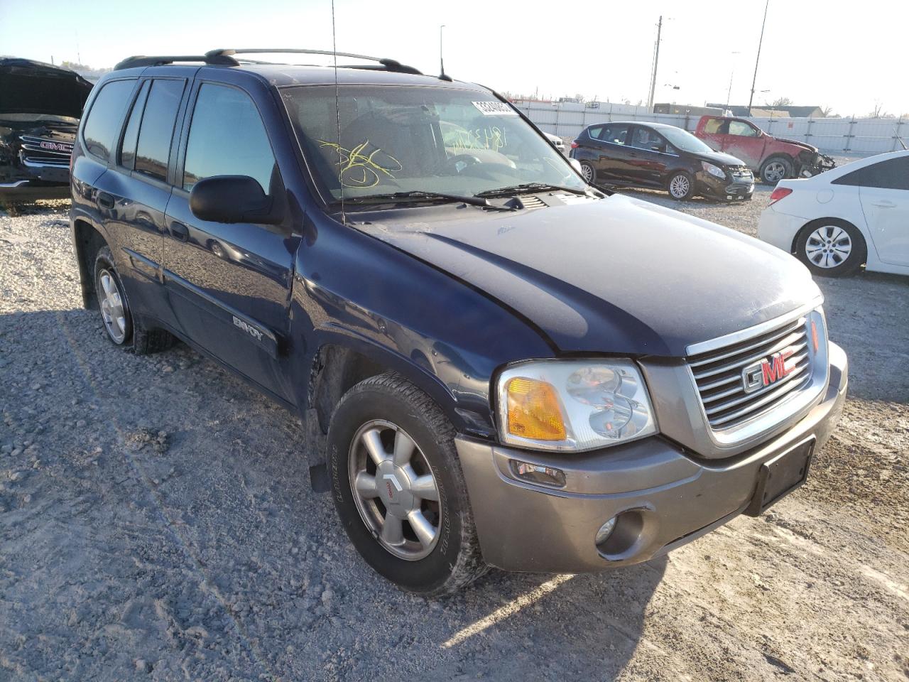 GMC ENVOY 2004 with VIN 1GKDT13S642189408 - Photo from auction
