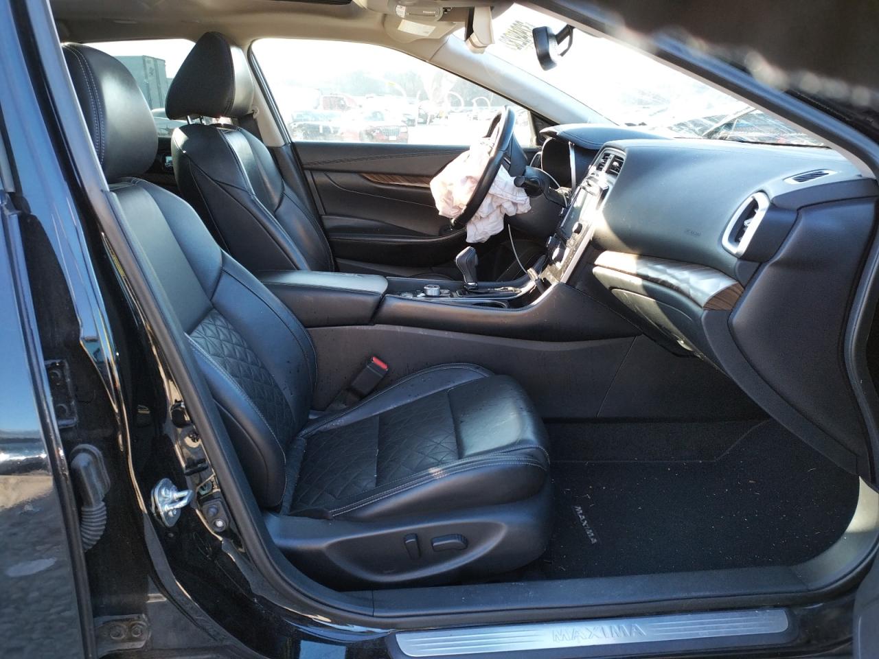 Photo 5 from auction – 2016 NISSAN MAXIMA 3.5 with VIN 1N4AA6AP1GC405704